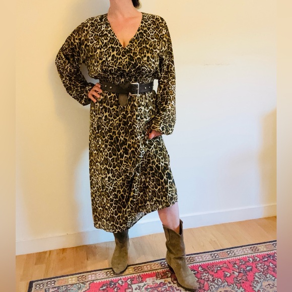 Wayf Dresses & Skirts - Leopard Print Midi Dress